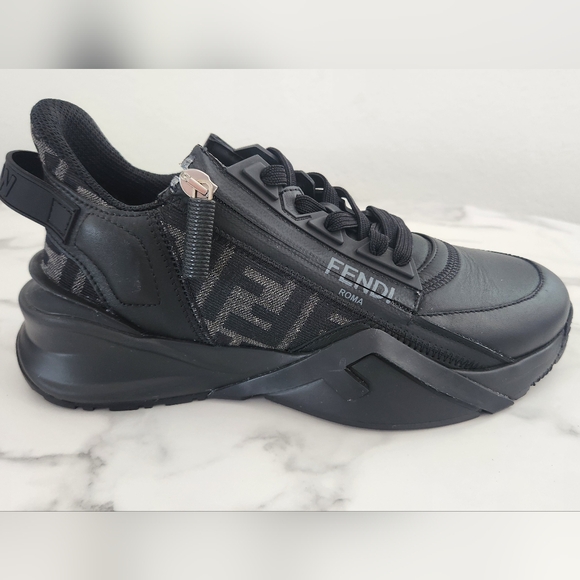 Fendi Flow Sneakers Unisex Womens Size 7 Mens Size 5.5 - Picture 13 of 15